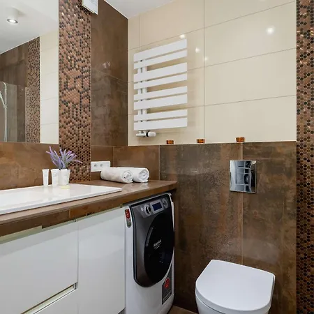 Cosy & Bright With Parking On The Cystersow Street By Renters * Krakow